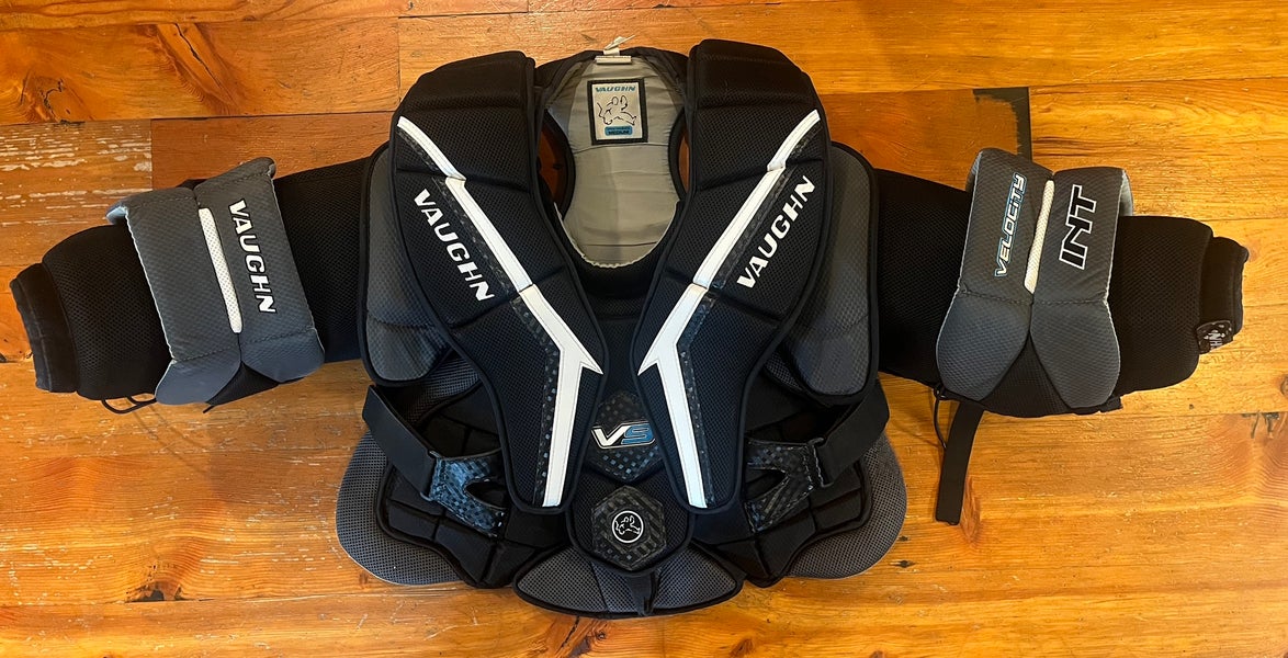 Medium Vaughn Goalie Chest Protector (Used)