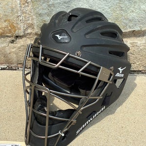 Adult Mizuno Samurai Catcher's Mask (Used)