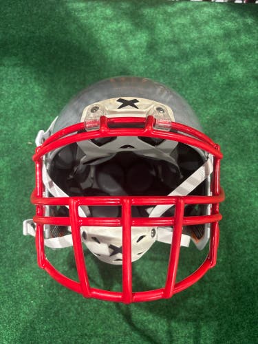 Youth Medium Xenith X2E+ Helmet (Used)
