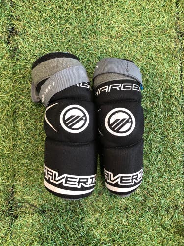 Large Youth Maverik Charger Arm Pads (Used)