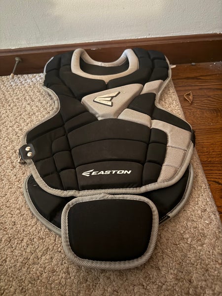 Easton Mako Catcher's Chest Protector (Used)