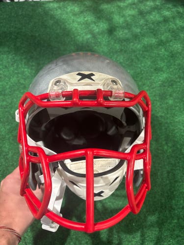 Youth Small Xenith X2E+ Helmet (Used)