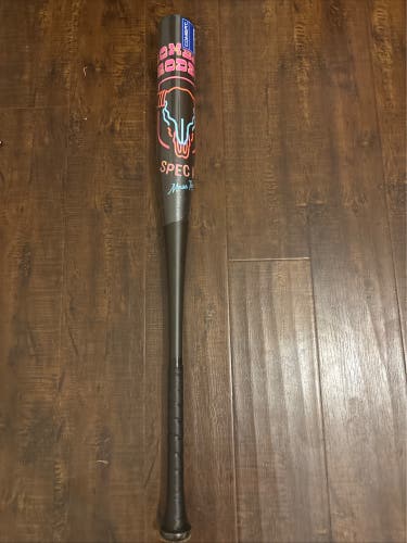 2025 Combat MFG Spec A1 Alloy BBCOR Certified Bat (-3) 30 oz 33" (New)