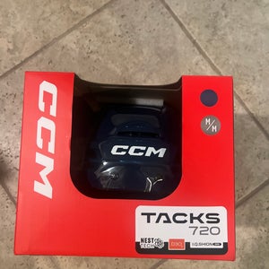 Medium CCM Tacks 720 Helmet (New)