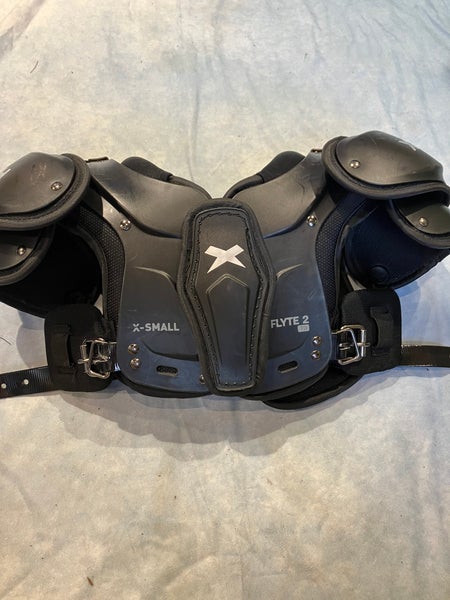 XS Youth Xenith Flyte Shoulder Pads (Used)