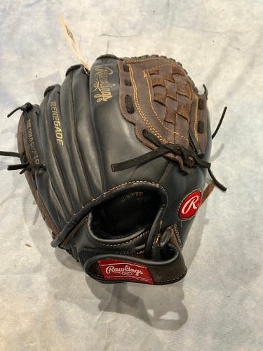 Brown Rawlings Renegade RH Baseball Glove 12.5" (Used)