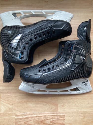 True Pro Custom Hockey Skates Pro Stock 9.5 Tuuks