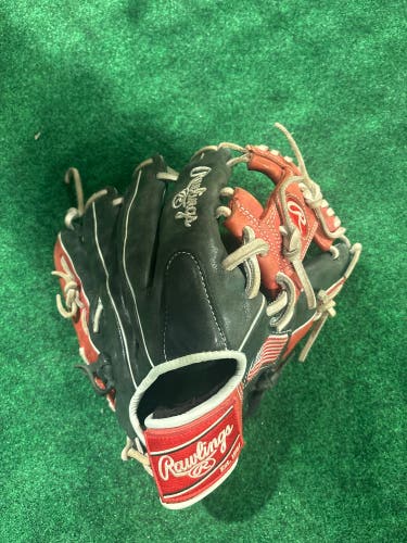 Black & Red Rawlings Gold Glove Elite RH Infield Baseball Glove 11.5" (Used)