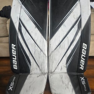 Small Bauer Vapor X5 Pro Goalie Leg Pads (Used)