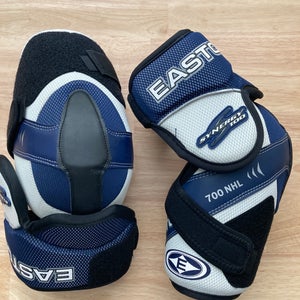 Easton Synergy 700 NHL Elbow Pads Pro Stock Medium