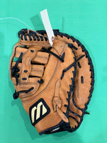 Mizuno RH First Base Baseball Glove 12" (Used)