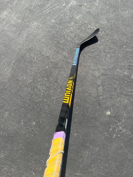 Pittsburgh Penguins Noel Acciari game used Warrior Novium Pro