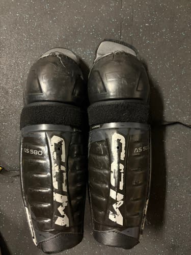 Senior CCM 13" Shin Pads AS580 (Used)