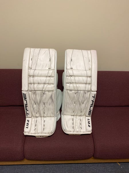 2022 32" True L12.2 Goalie Leg Pads (Used)