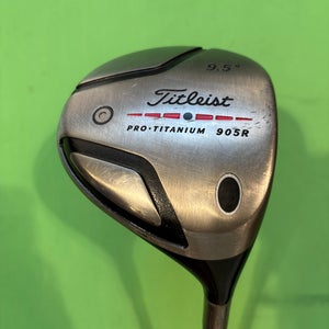 Men's Titleist 905 R Driver RH 9.5 Loft | Fujikara Speeder Stiff Shaft
