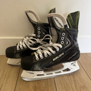 2014 Bauer Hockey Skates Regular Width 8 (Used)