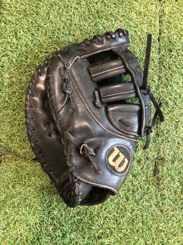 Wilson A2800 LH First Base Baseball Glove (Used)