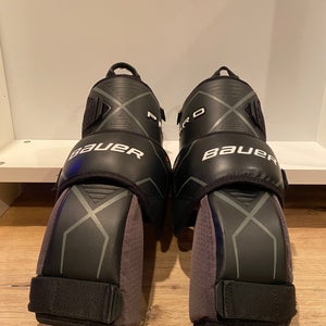 Bauer Pro Goalie Knee Guards