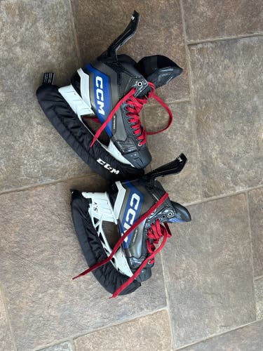 2024 CCM JetSpeed XTra Hockey Skates Wide Width 10.5 (Used)