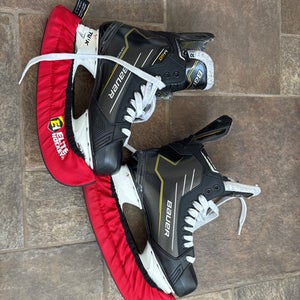 2023 Bauer Supreme M40 Hockey Skates Extra Wide Width 10 (Used)
