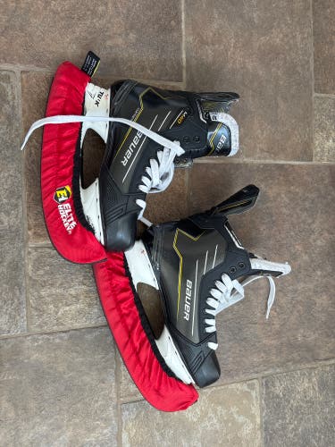 2023 Bauer Supreme M40 Hockey Skates Extra Wide Width 10 (Used)