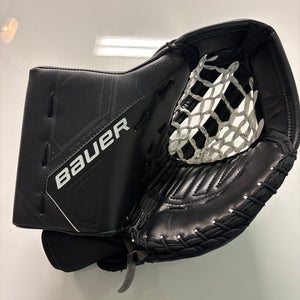 Bauer Mach goalie catcher, regular hand