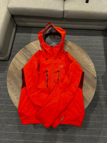 Like New Men's Large Arc'teryx Rush Jacket