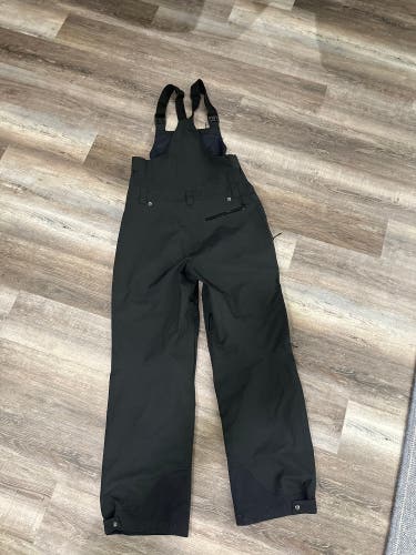 Like New Flylow Baker Bibs Black (XL)