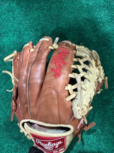Brown & Tan Rawlings Gold Glove Elite RH Infield Baseball Glove 11.5" (Used)