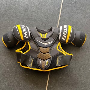 Men's Medium Senior Bauer Supreme S170 Shoulder Pads (Used)