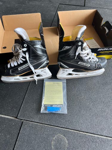 Bauer Supreme S160 Hockey Skates Regular Width 7.5 (Used)