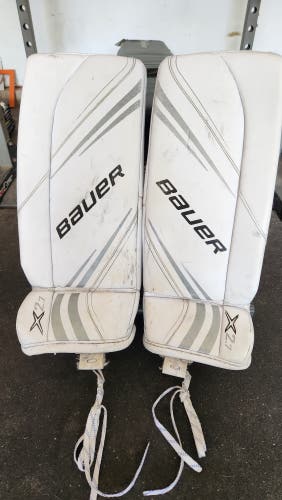 XSmall (24") Bauer Vapor X2.7 Goalie Leg Pads (Used)