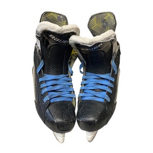 Used Bauer M40 SUPREME Junior Hockey Skate Junior 04 11706-S000360899
