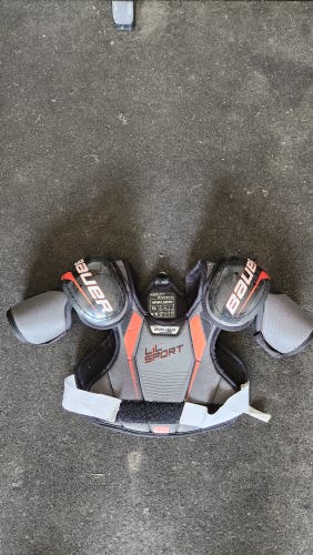 Medium Youth Bauer Lil Sport Shoulder Pads (Used)