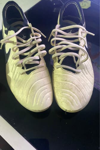 Gold Men's Size M 8.5 (W 9.5) Nike Tiempo Legend 10 Elite Turf Cleats Cleats (Used)