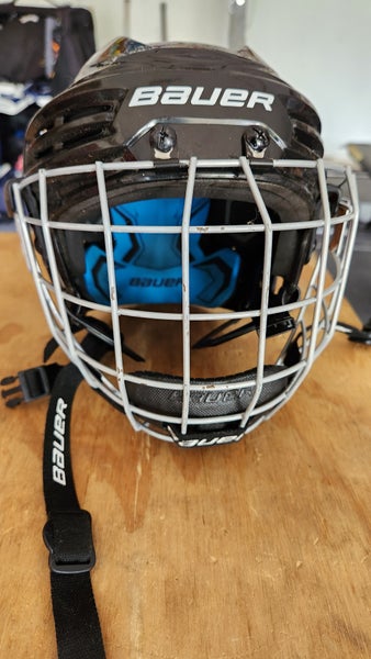 Small Bauer Prodigy Helmet (Used)