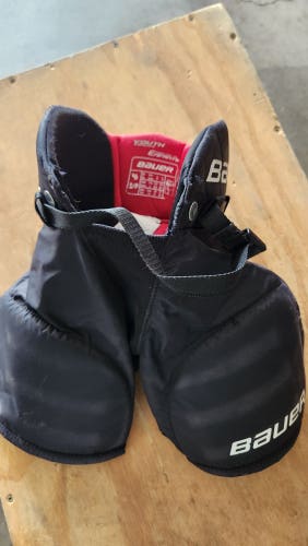 Youth Small Bauer Lil Sport Hockey Pants (Used)
