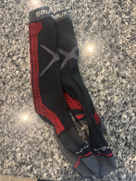 Red Unisex Medium Adult Bauer cut proof Skate Socks (Used)