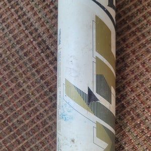 Louisville Slugger Bat (-11) 21 oz 32" (Used)