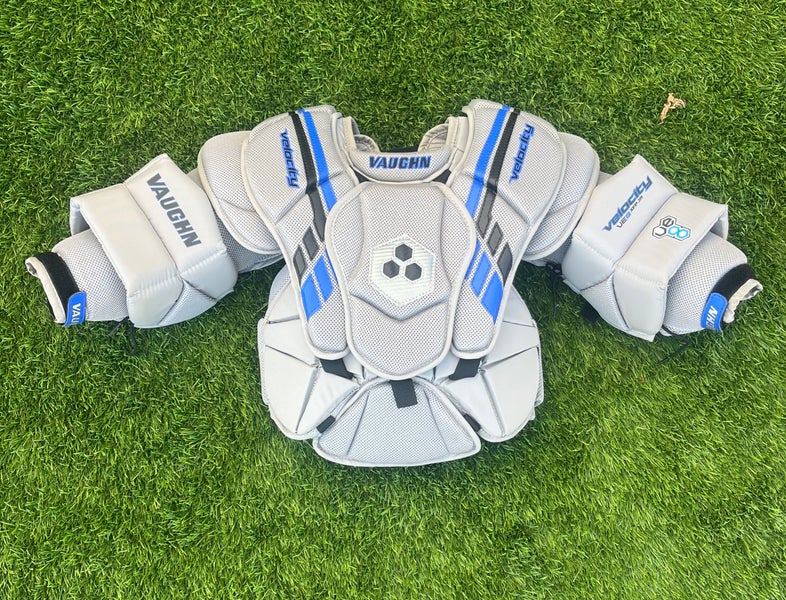 Jr. Small/Medium Vaughn Velocity VE8 XFP Goalie Chest Protector (Used)