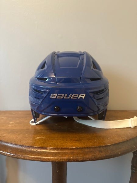 Medium Bauer Re-Akt 150 Helmet (Used)