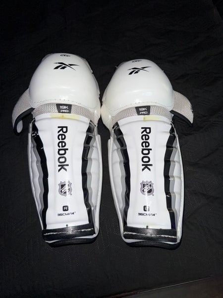 Reebok 19K 14" Shin Pads Pro Stock (Used)