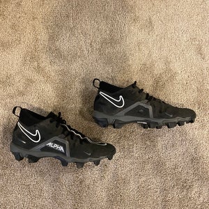 Men's Size M 9.0 (W 10.0) Nike ALPHA Low Top Molded Cleats (Used)