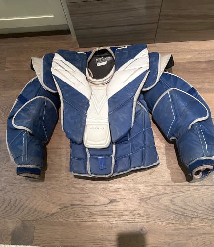 Large 2023 Bauer Vapor Hyperlite Goalie Chest Protector (Used)