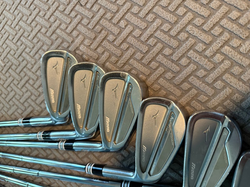 Men's Mizuno MP-18 MMC Right Handed Iron Set Stiff Flex Steel Shaft (Used)