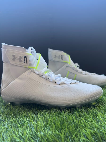Men's Size M 12.0 (W 13.0) Under Armour Highlight High Top Turf Cleats (New)
