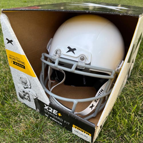 NEW Xenith X2E+ Standard Fit Youth Medium Football Helmet White Grey Face Mask 2023