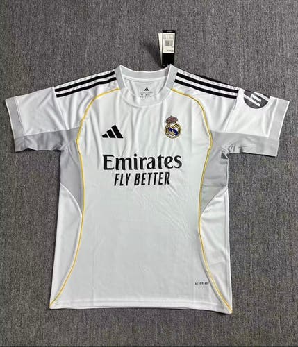 Real Madrid White Medium/Large Men's Adidas Jersey (New)