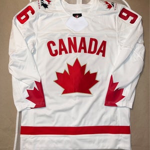 NWT 2025 Ice Hockey World Championship Team Canada Jersey M CELEBRINI