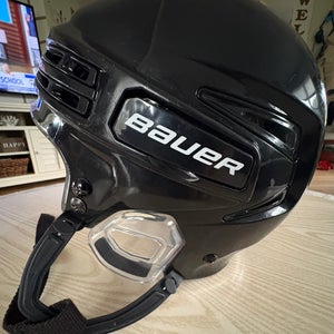 Youth Small Bauer Re-Akt 75 Helmet (Used)